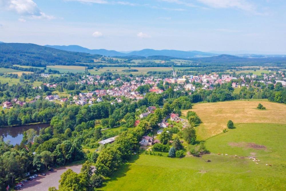 Ubytovani Na Namesti Nove Mesto pod Smrkem Luaran gambar